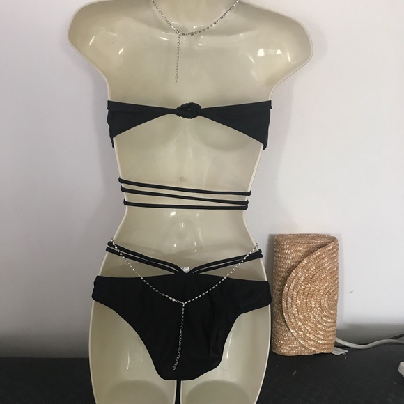 New black w/ gold accent strappy Bikini 👙 - Picture 4 of 5